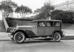 Willys-Knight 66A Sedan 1927 года